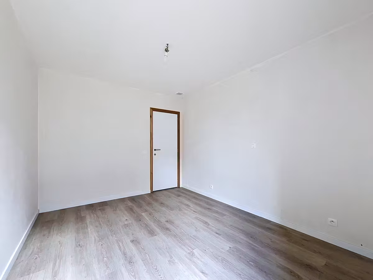 Lichtrijk 2 slaapkamer appartement te Oostakker - 6