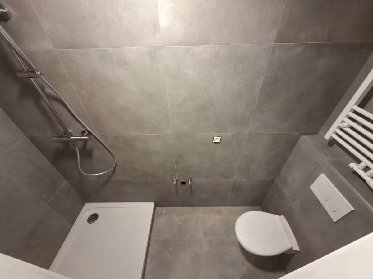 Stijlvol gerenoveerd éénslaapkamer appartement te huur - 2