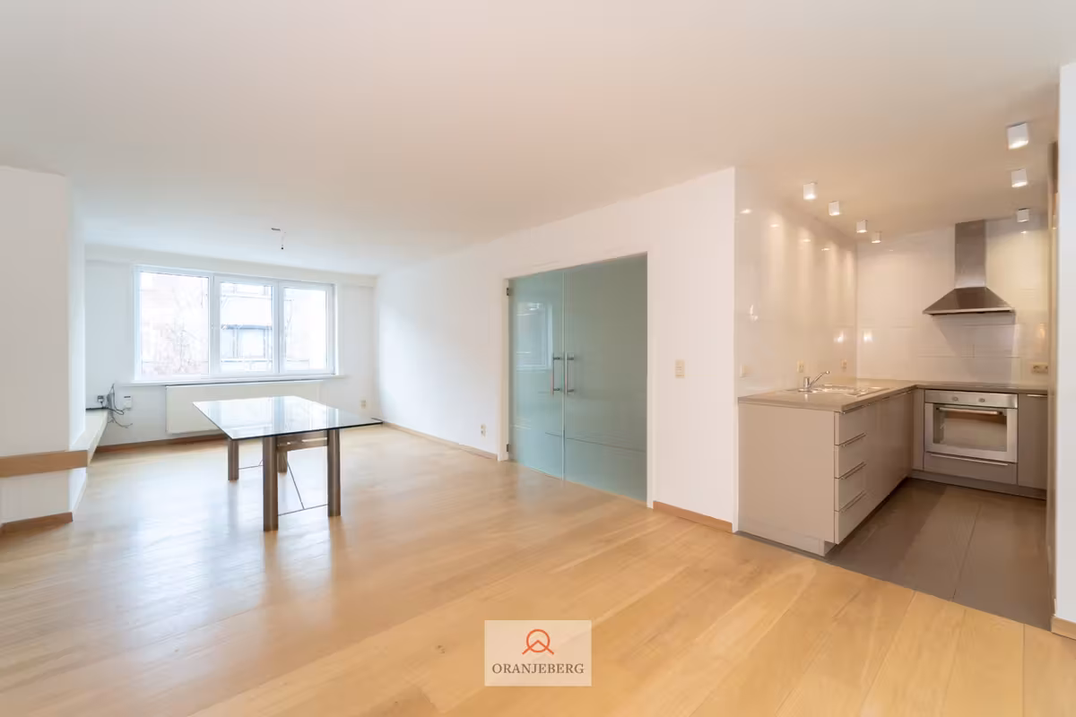 Lichtrijke 2 slaapkamer woning te Gentbrugge - 4
