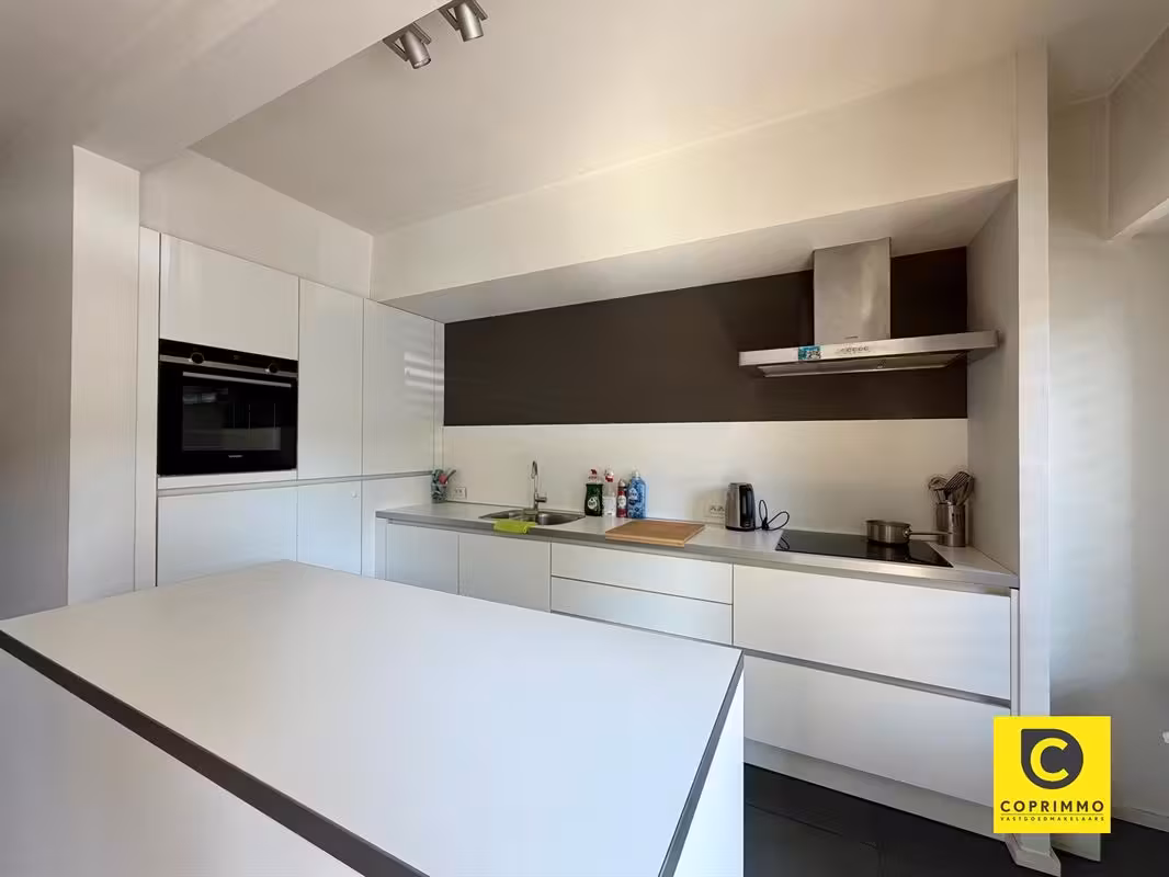 Instapklaar 2 slaapkamers appartement met terras - 3