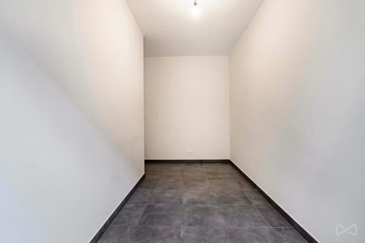 Three-bedroom apartment in Anderlecht - 10