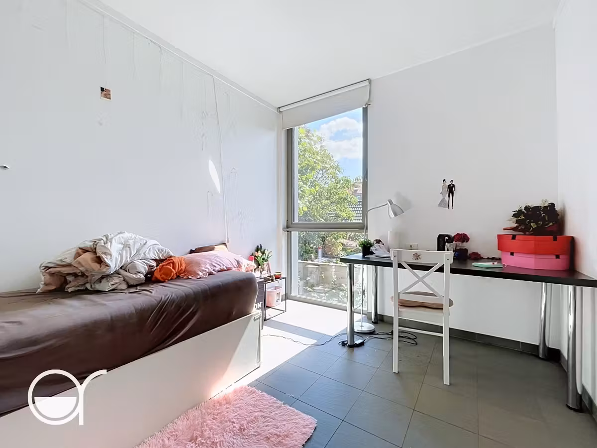 Chambre étudiante dans résidence moderne