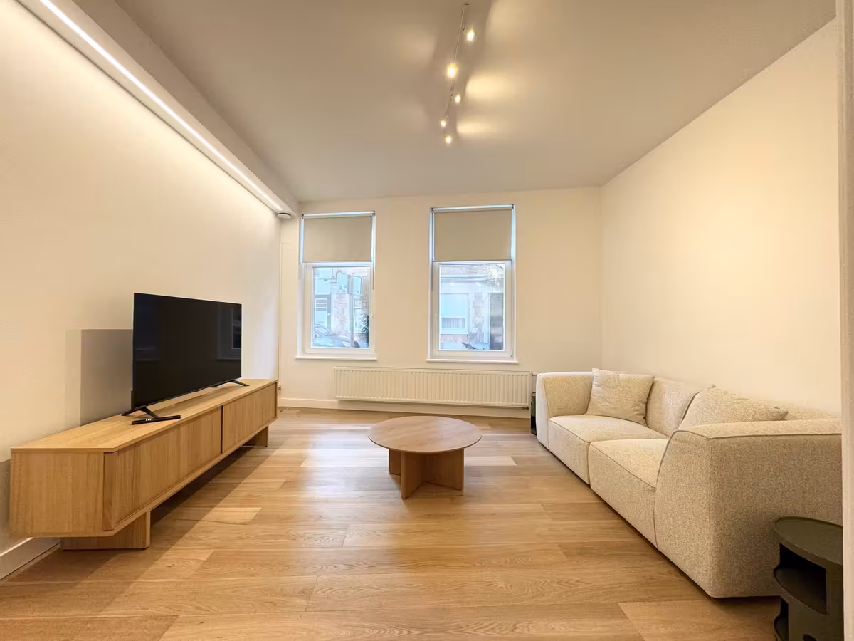 Renovated furnished apartment in Etterbeek - 1