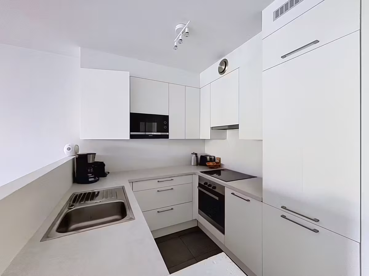 Brussels: Apartment with 3 bedrooms + terrace + parking - 16