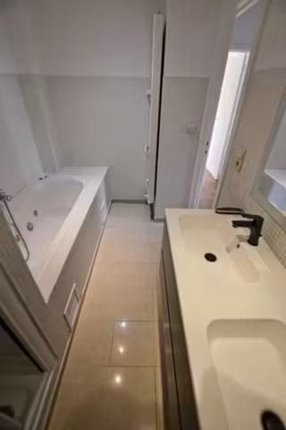 Rez-de-chaussée te huur in Woluwe-Saint-Pierre - 10