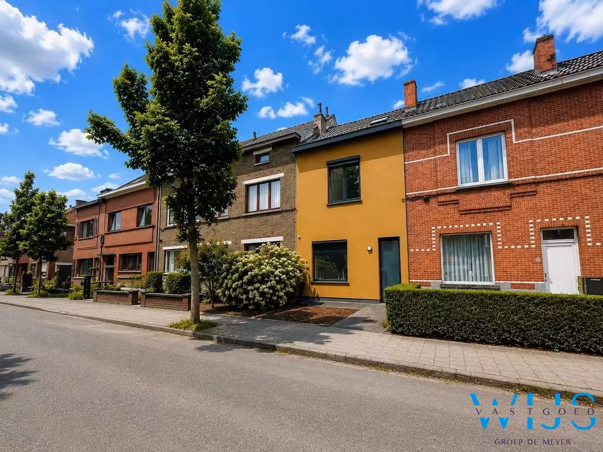 Maison entièrement rénovée à Sint-Amandsberg - 24
