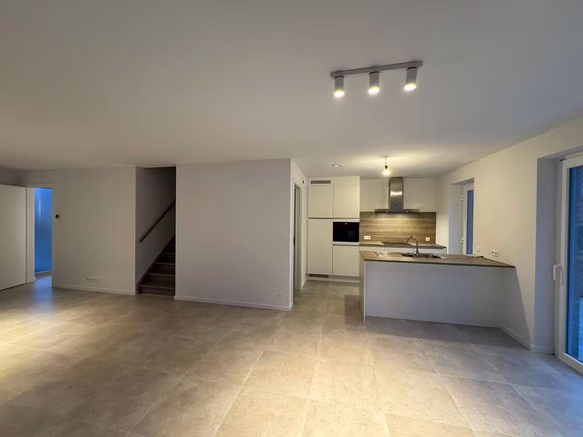 Moderne en energiezuinige hoekwoning met tuin - 9