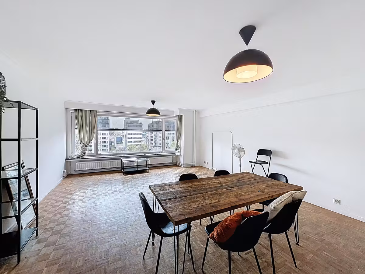 Lichtrijk appartement met terras aan het bruisende Gent Zuid - 8