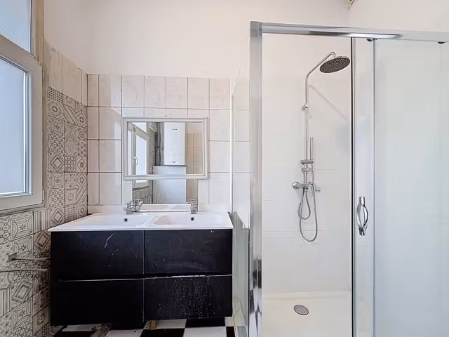 Appartement met terras en tuin in Laeken - 15