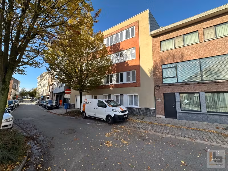 Zonnige studio nabij Sint-Pietersstation