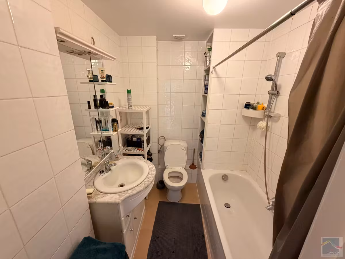 Two-bedroom duplex in Ixelles - 4