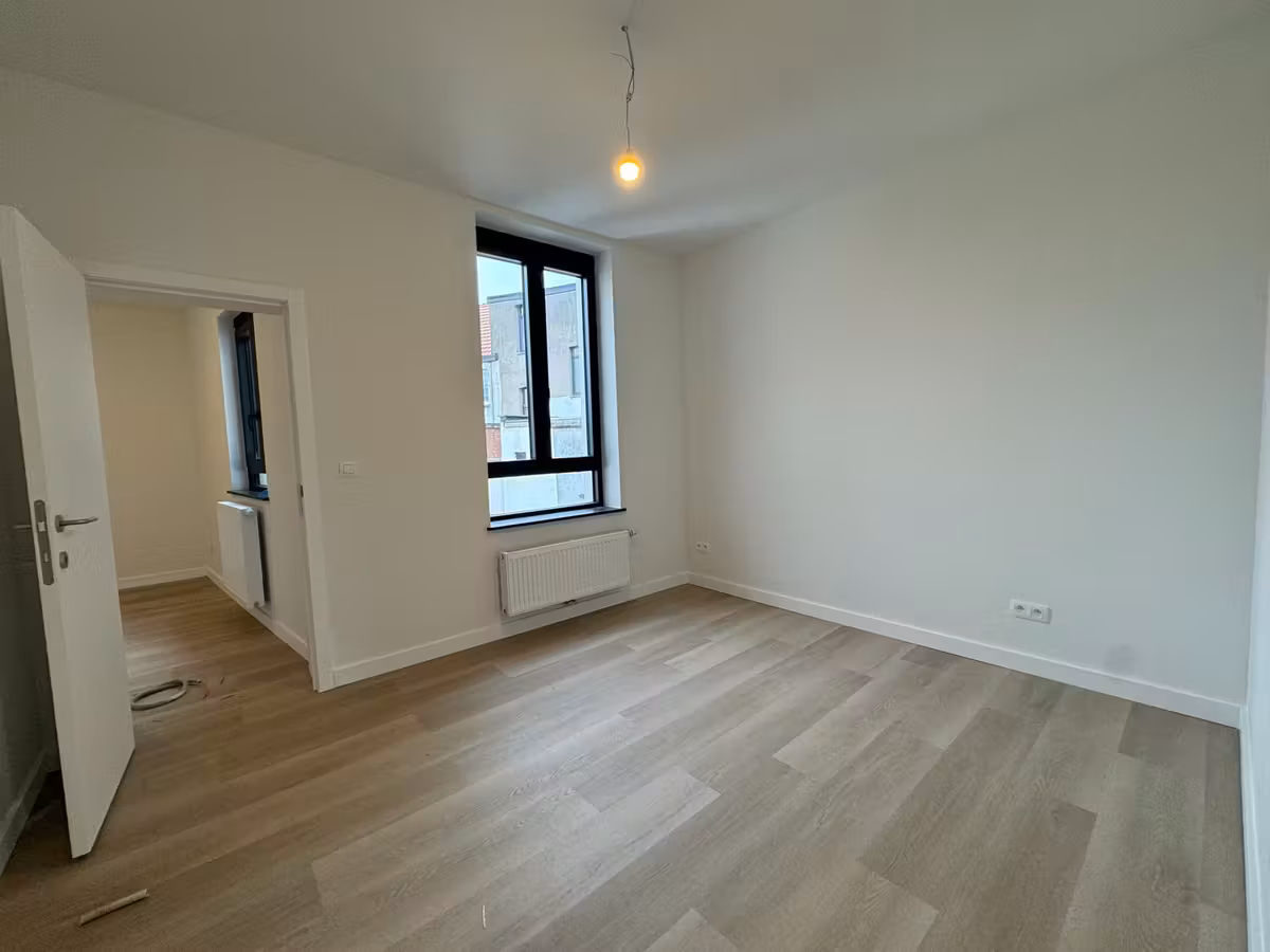 Volledig gerenoveerd appartement te huur - éénslaapkamer - 8
