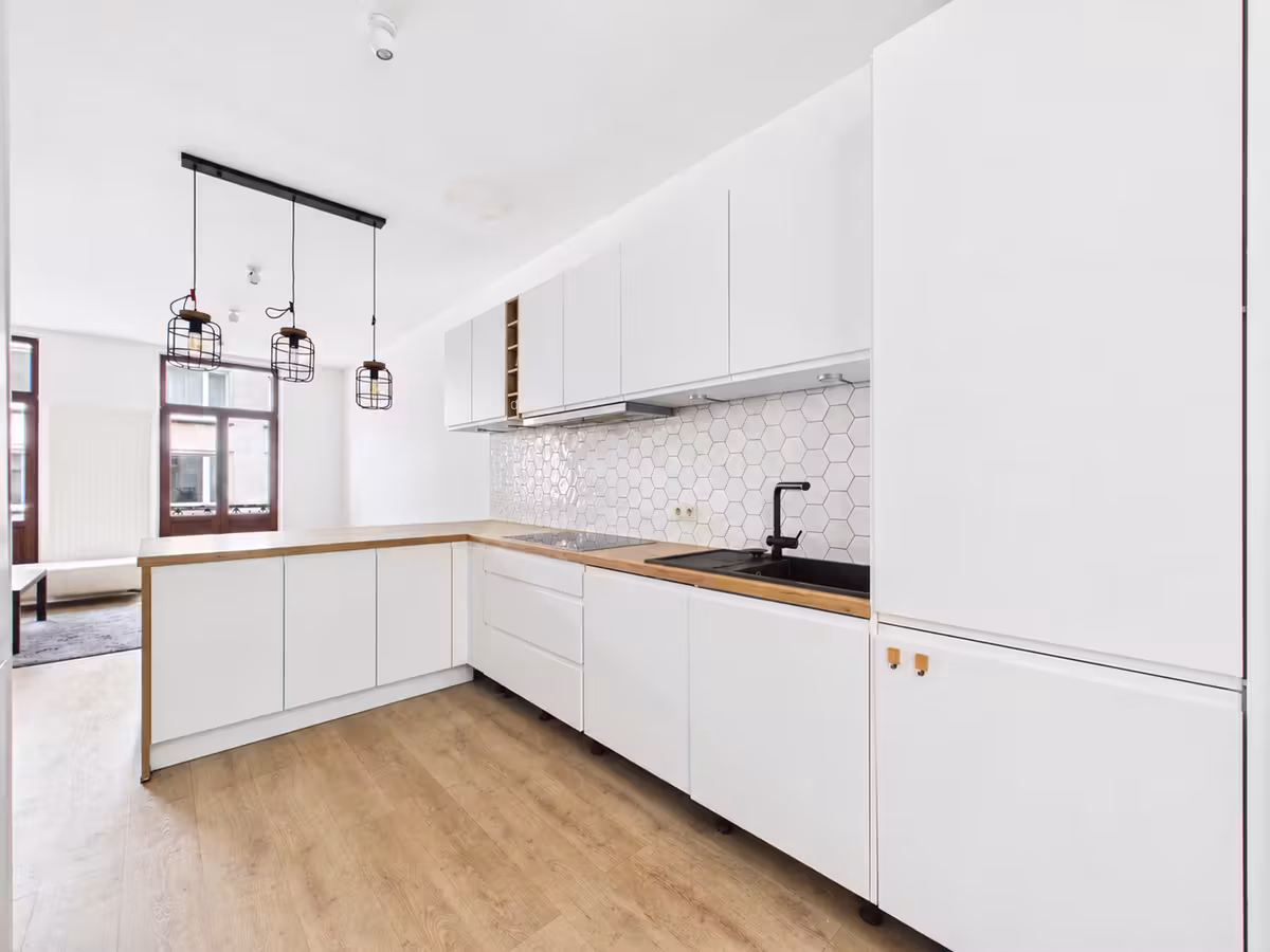 Three-bedroom triplex with balcony in Saint-Gilles - 7