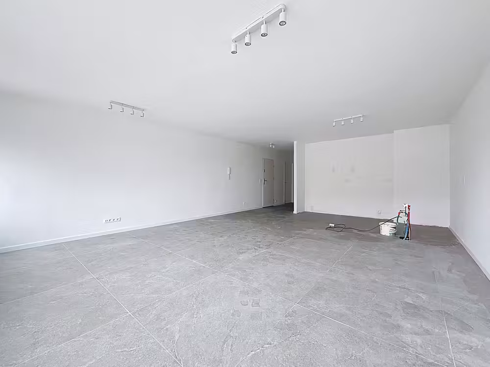 Vernieuwd appartement met 2 slaapkamers te huur in Borgerhout - 4