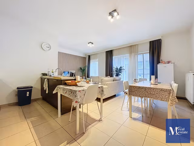 Appartement rénové au rez-de-chaussée à Koekelberg - 6