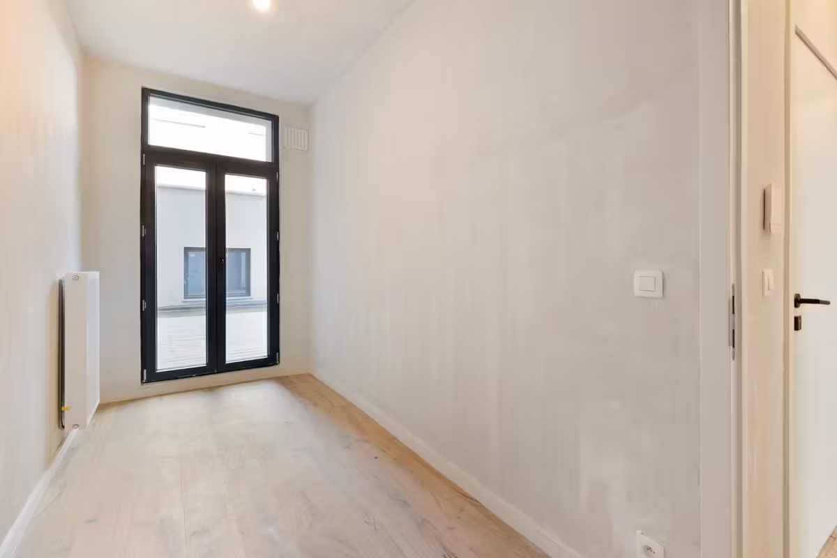 Renovated apartment with 2 bedrooms and spacious terrace - 10