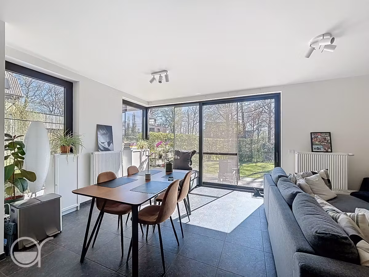 Gelijkvloers appartement met tuin en autostaanplaats - 3