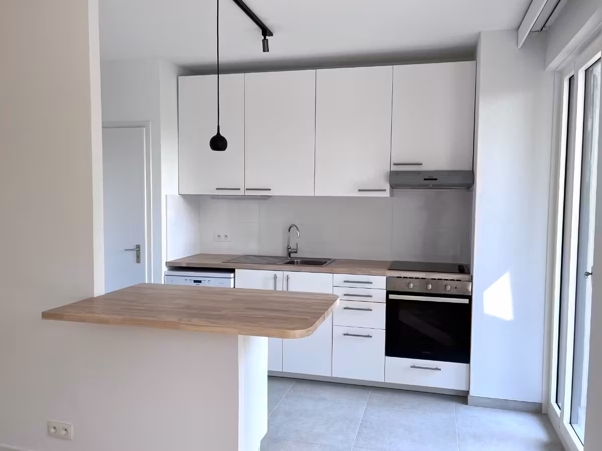 Appartement rénové avec terrasse à Woluwe-Saint-Lambert - 3