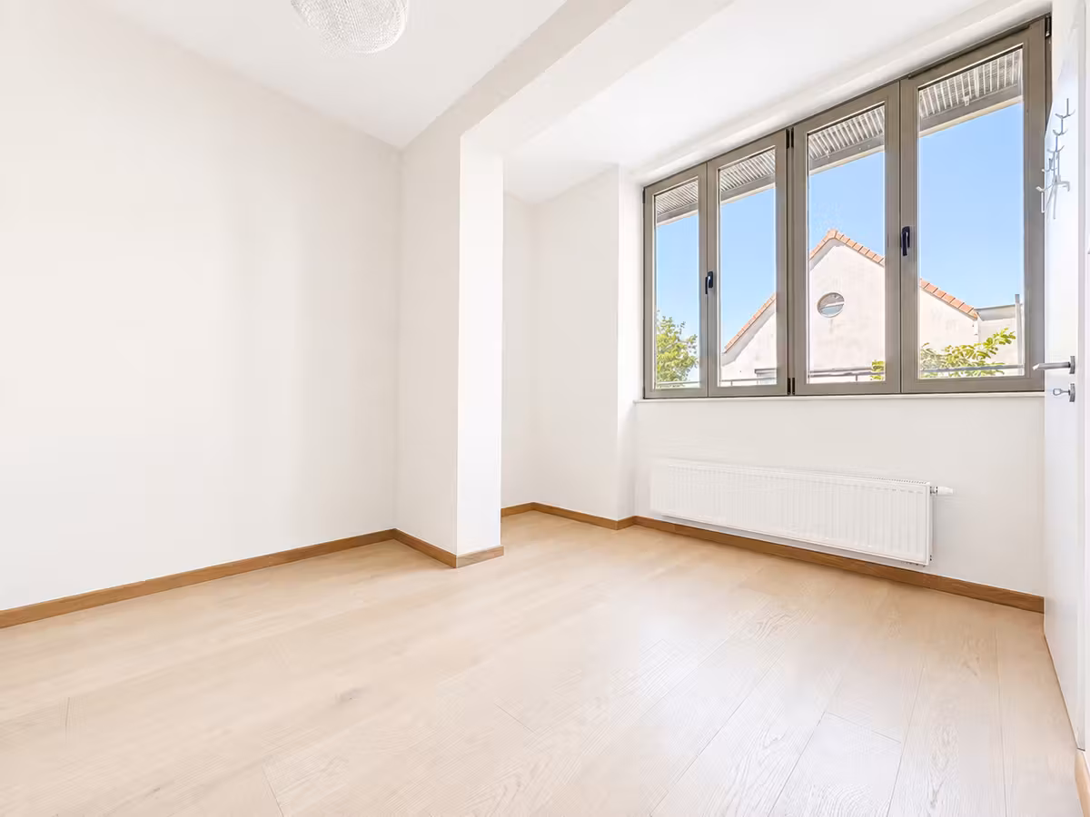 Renovated apartment with terrace in Jette - 10