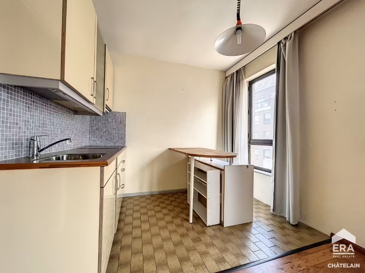 Ongemeubileerde studio te huur in Elsene - 3