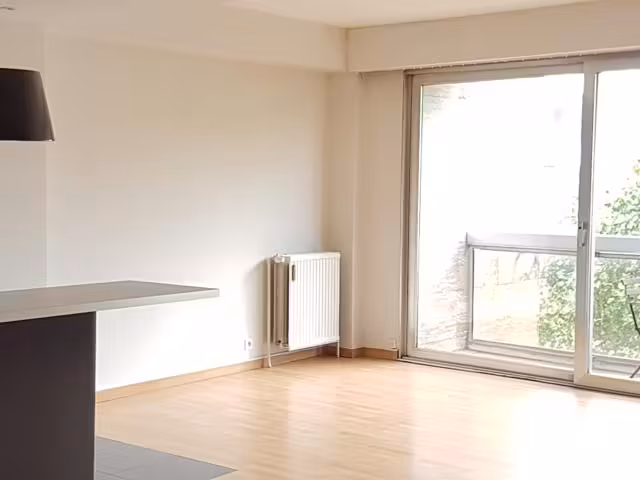APPARTEMENT - TE HUUR - 1180 UKKEL - € 1.250 - 6