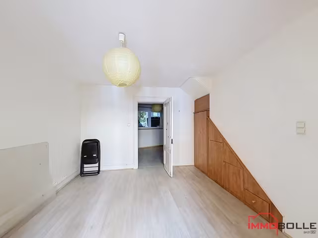 Semi-furnished triplex in Etterbeek with garden - 6