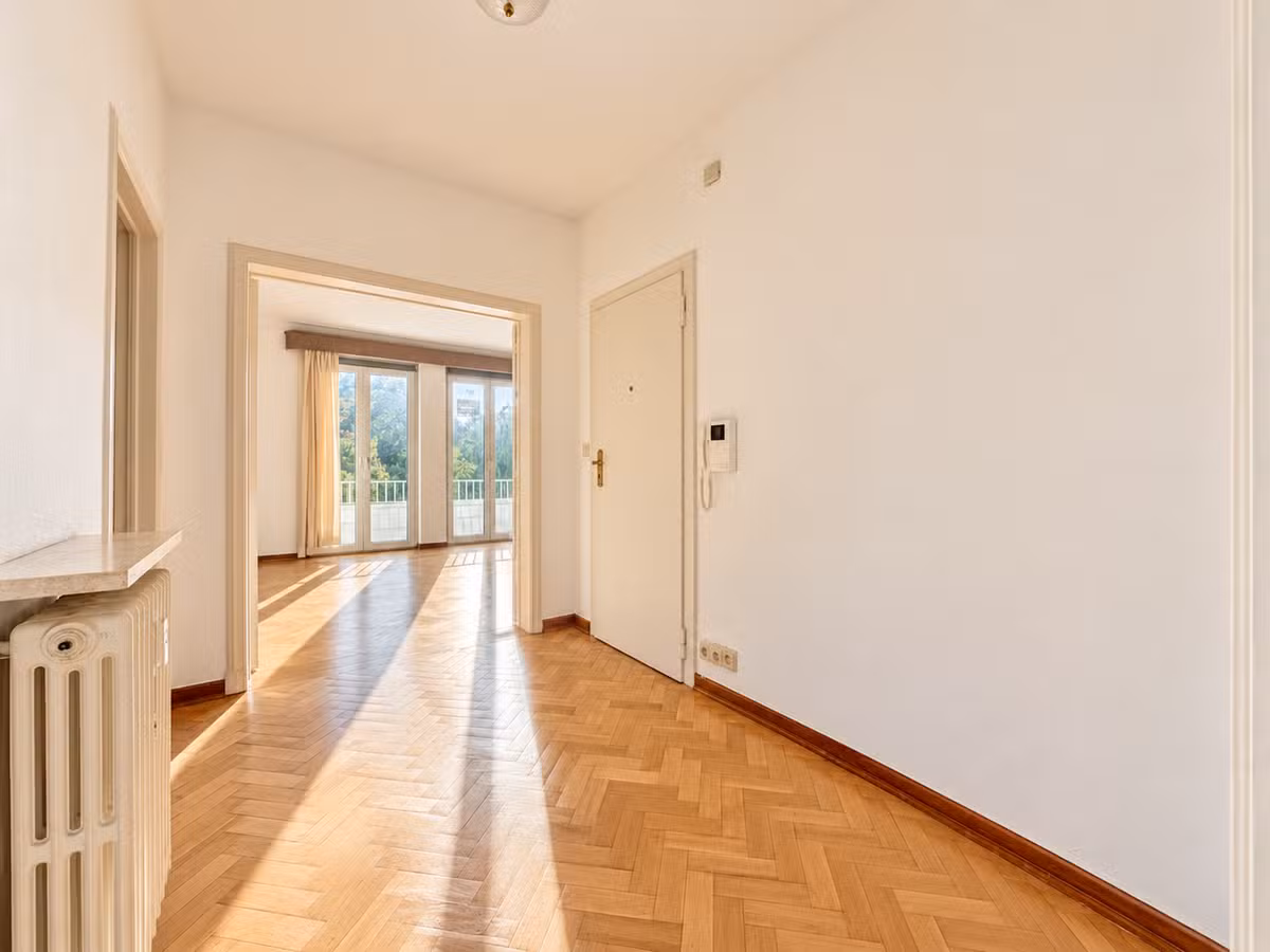 Gerenoveerde penthuis met 2 slaapkamers en terras - 9