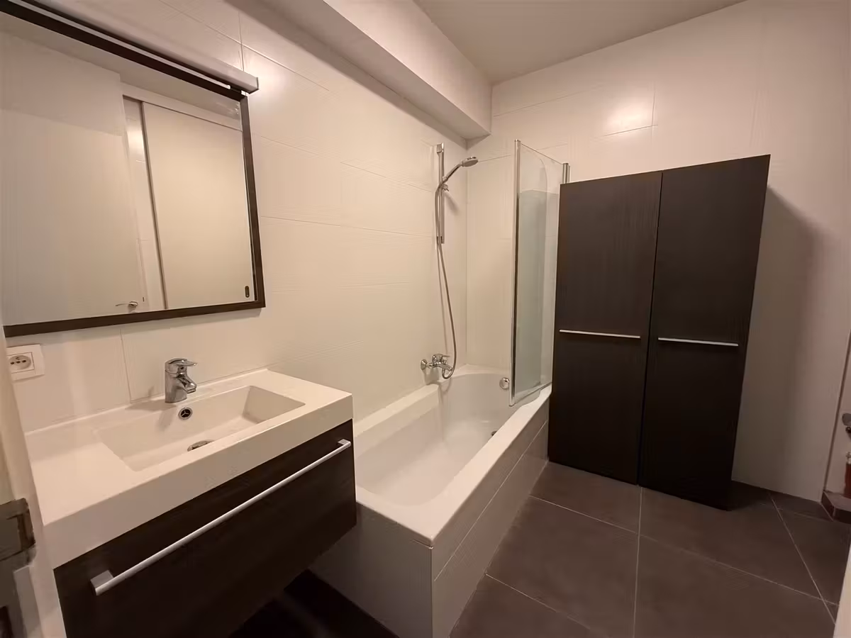 3 slaapkamer appartement met terras - 8