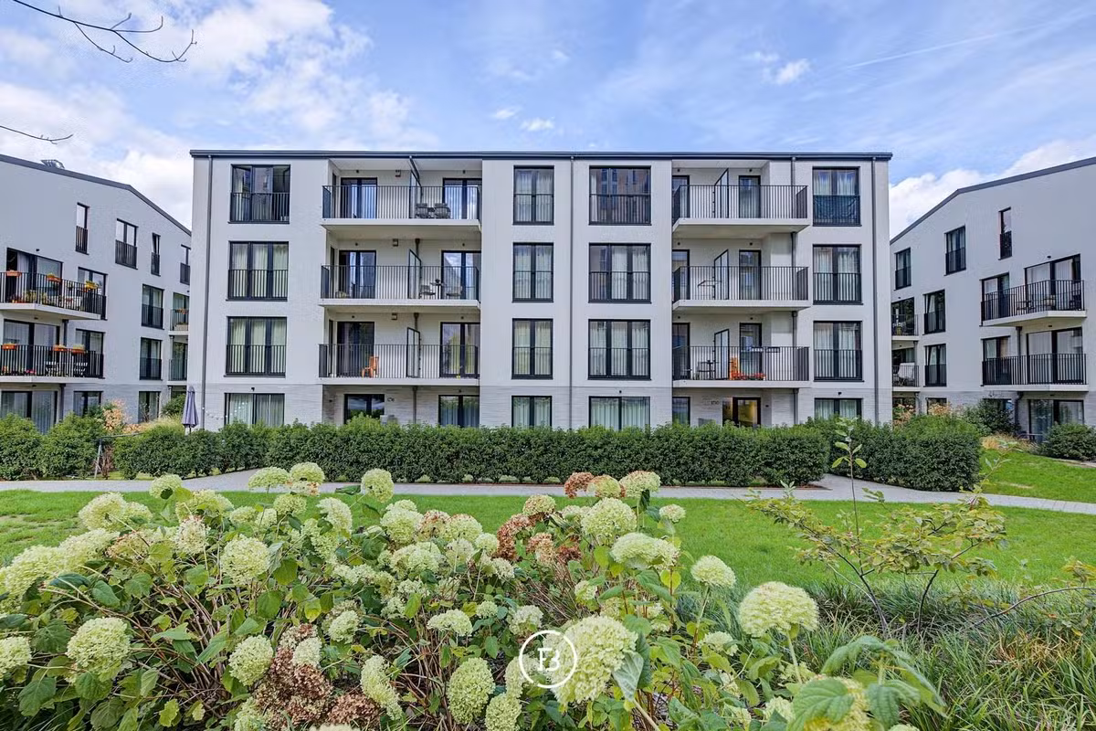 Gemeubeld appartement met terras - 2