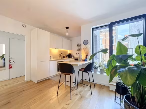 Two-bedroom apartment in Forest - 22
