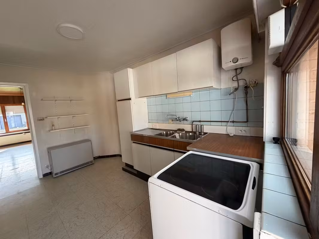 Semi-detached house with sunny garden and three bedrooms - 3