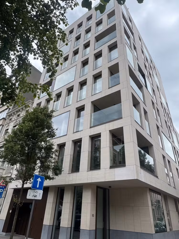 Modern tweeslaapkamerappartement met terras aan het Stadspark - 14