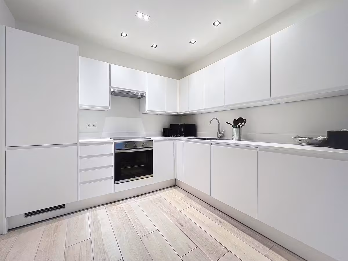 Spacieux appartement meublé proche quartier européen - 2