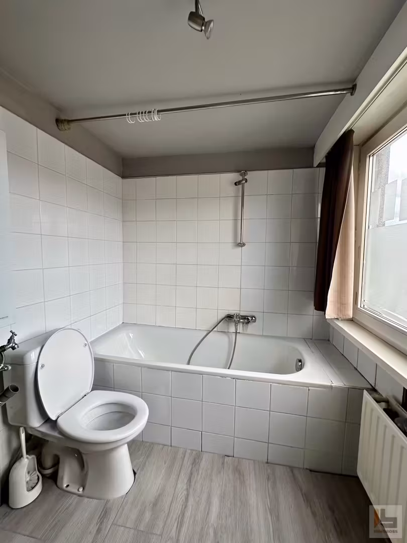 Lichtrijke studio gelegen aan de Brugsevaart te Gent - 8