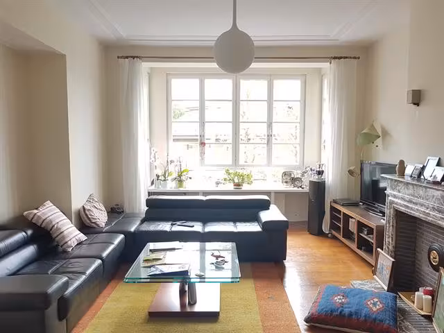 Lovely Art Deco apartment in Woluwe-Saint-Pierre