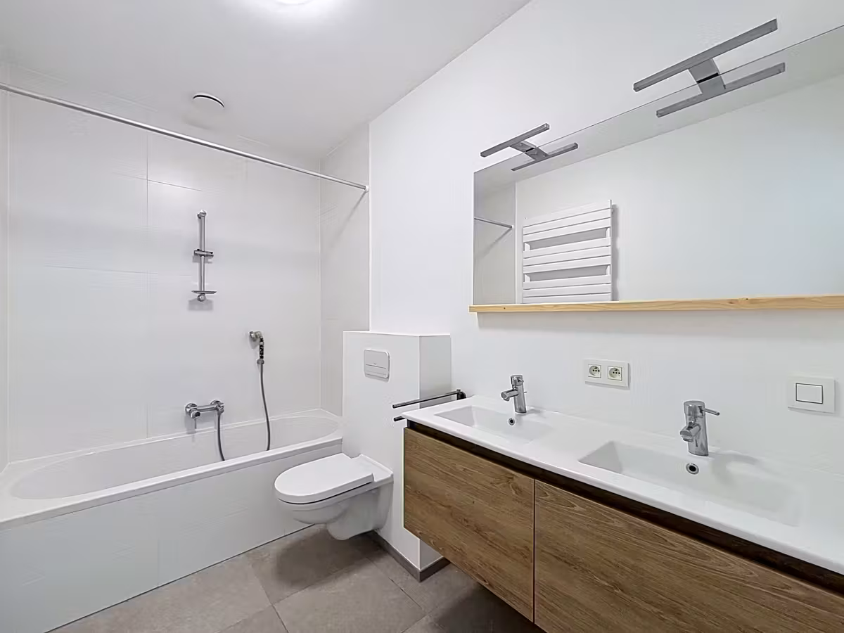 Mooi 2 slaapkamer appartement + parking - 14
