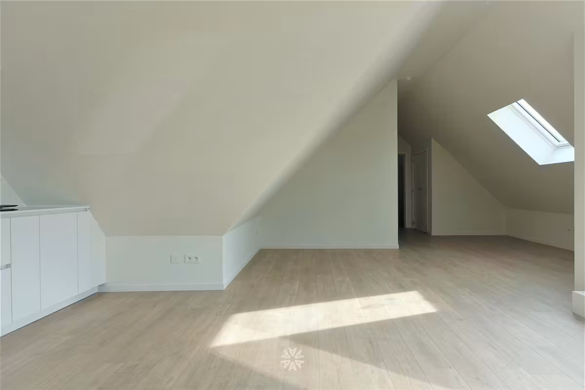 Ruime studio met zonnig terras te huur in Gent - 7