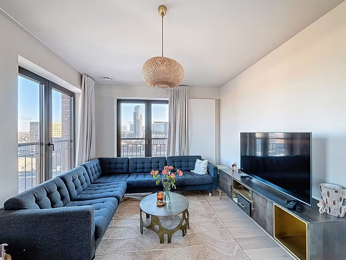 Gemeubeld appartement te huur op het 10e verdiep in T&T - 4