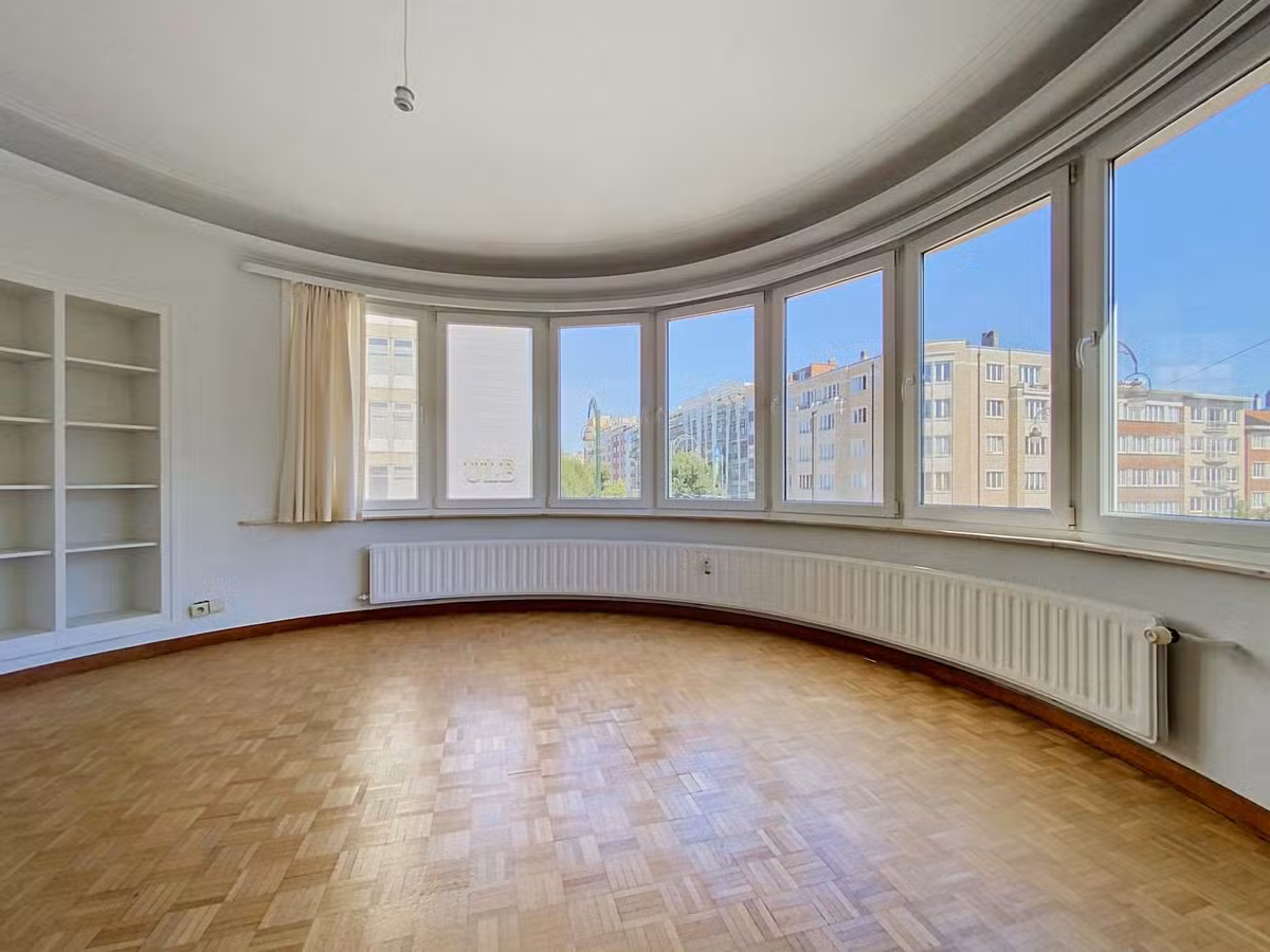 Gemeubelde studio aan Place Flagey - 10