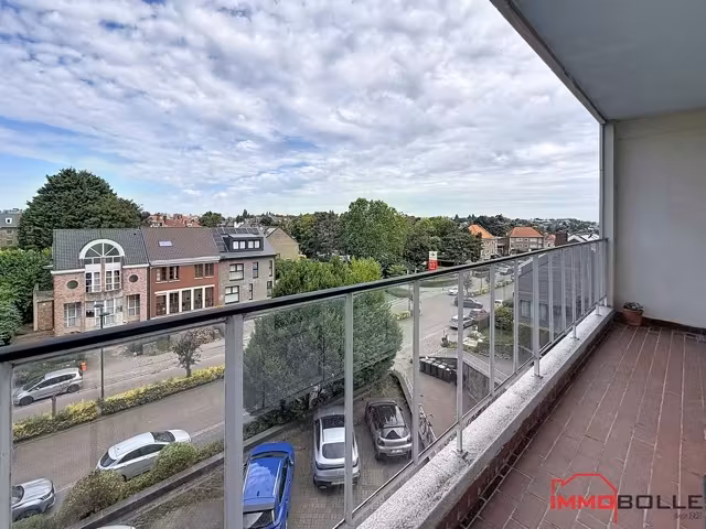 Bel appartement rénové met terrasse in Woluwe-Saint-Pierre - 9