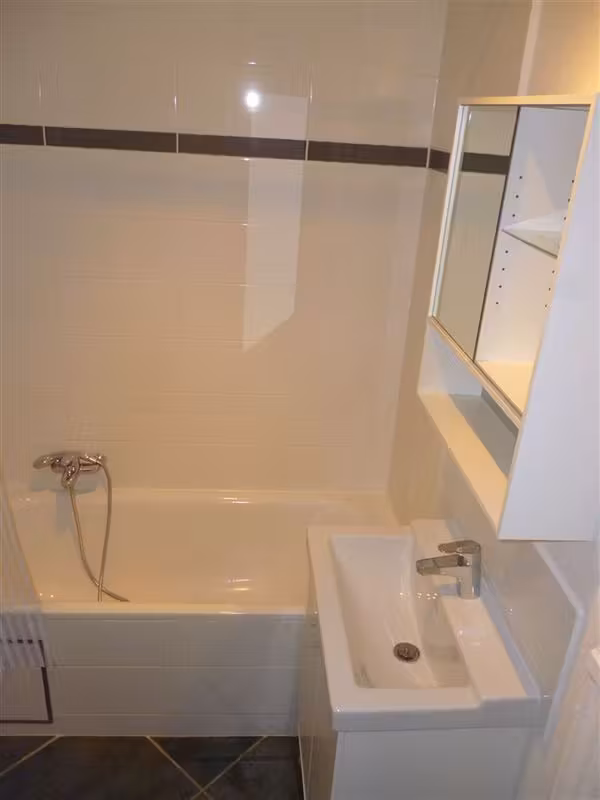 Studio non-meublé dans le quartier Louise - 10