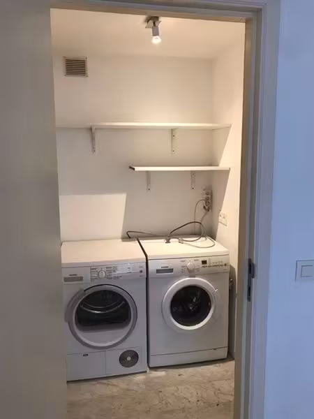 Splendid 2-bedroom apartment in Louise/Stephanie - 8