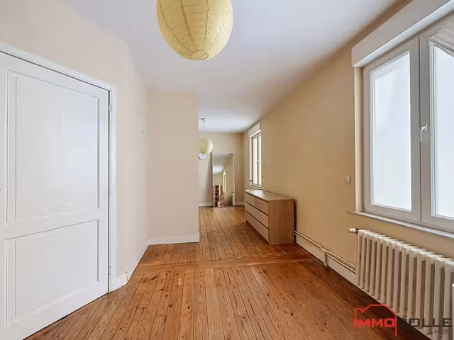 Semi-furnished triplex in Etterbeek with garden - 2