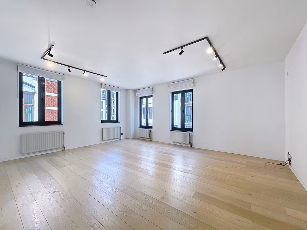 Apartment with 3 bedrooms in the historic heart of Ghent