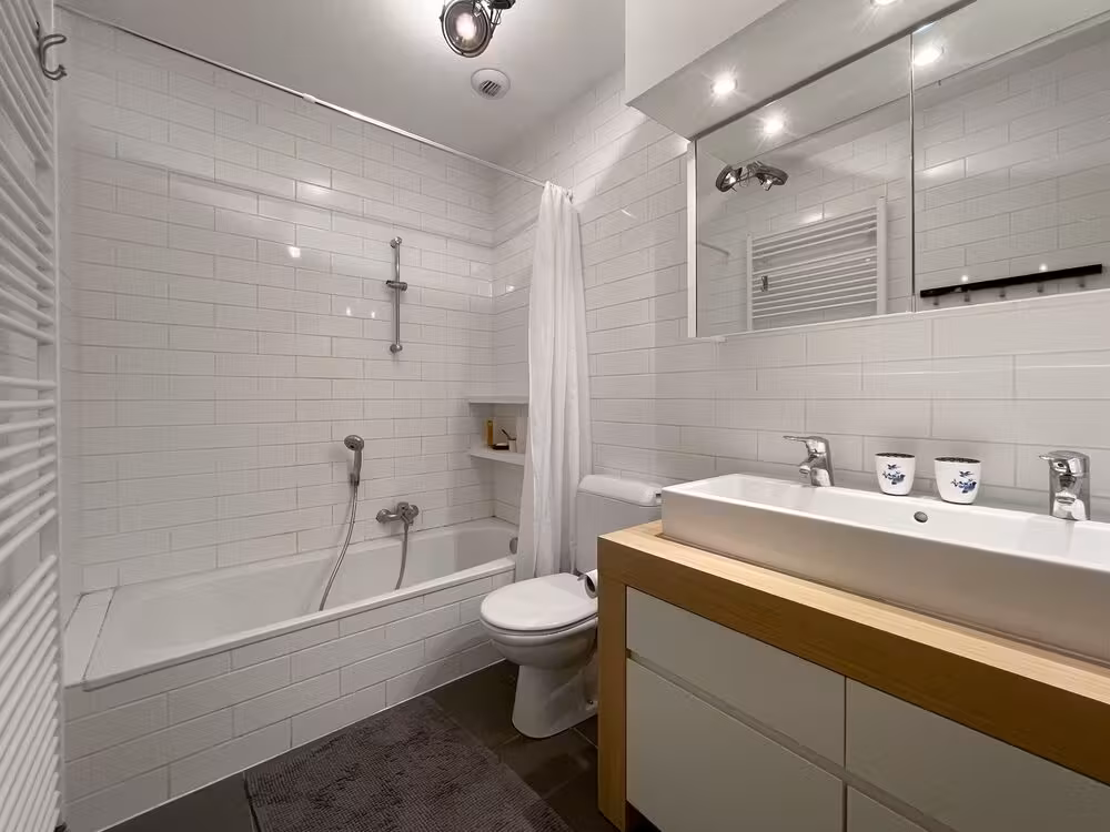 Furnished penthouse with parking space for rent in Ghent - 9