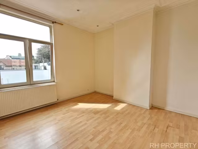 One-bedroom apartment in Ixelles - 5
