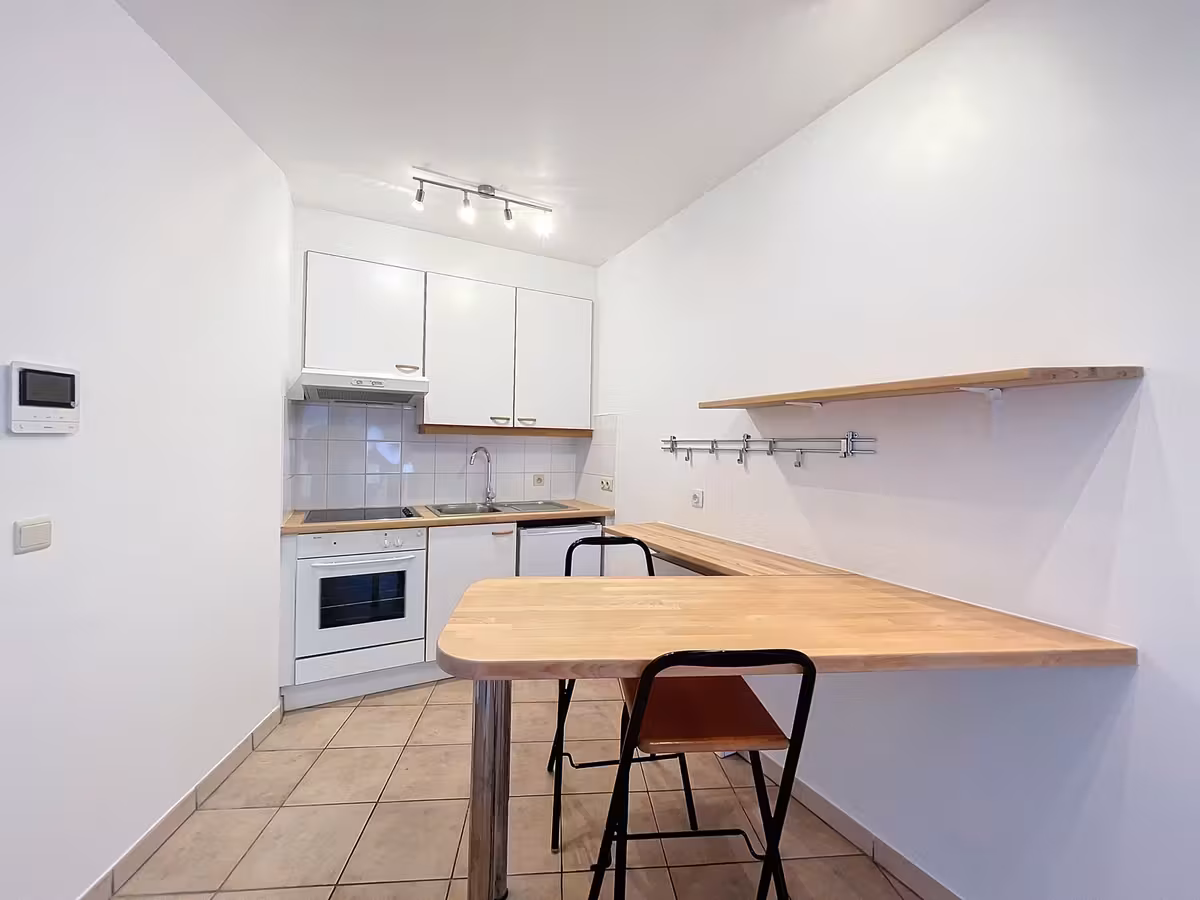 Studio te huur in Etterbeek - 3