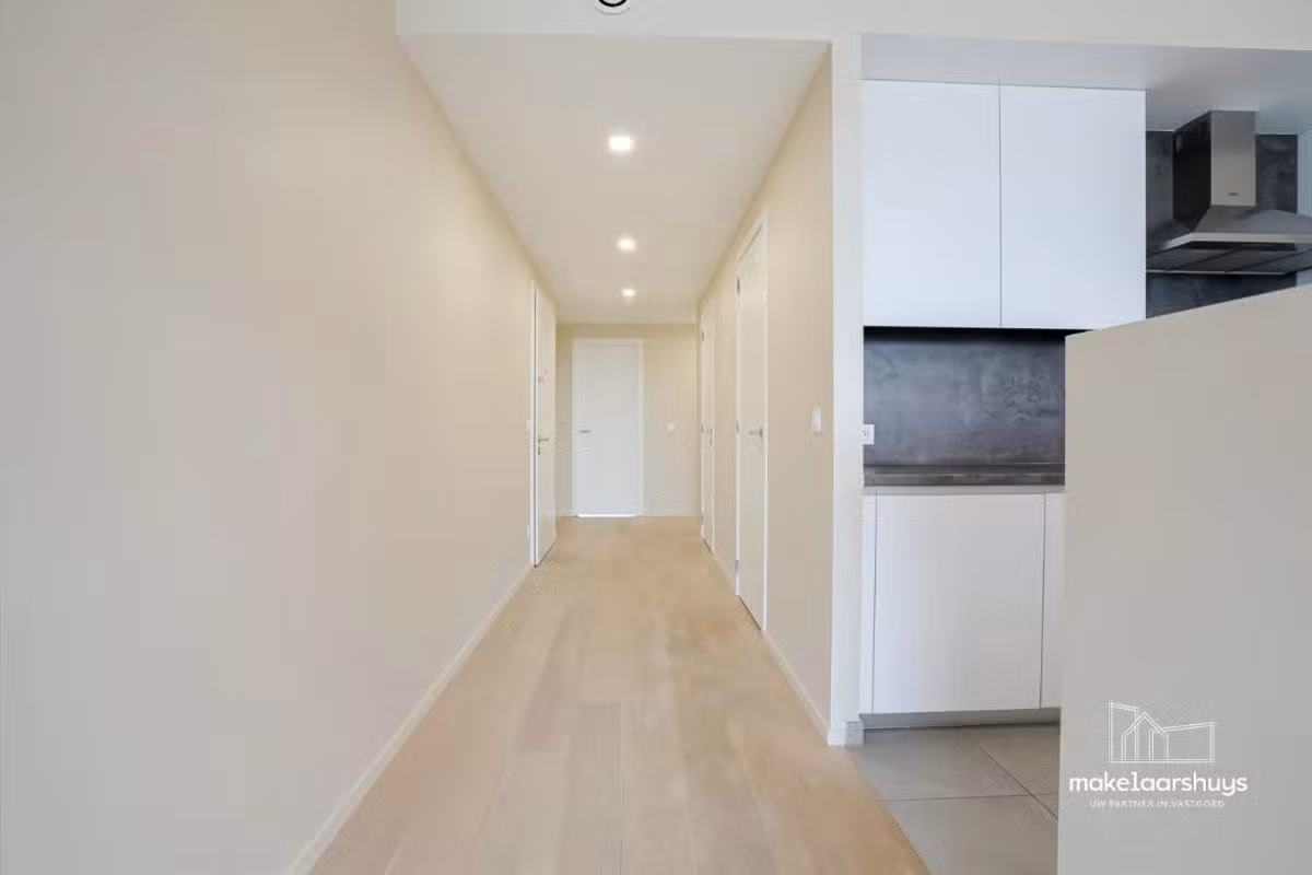 Appartement moderne avec 2 chambres à coucher et terrasse - 15