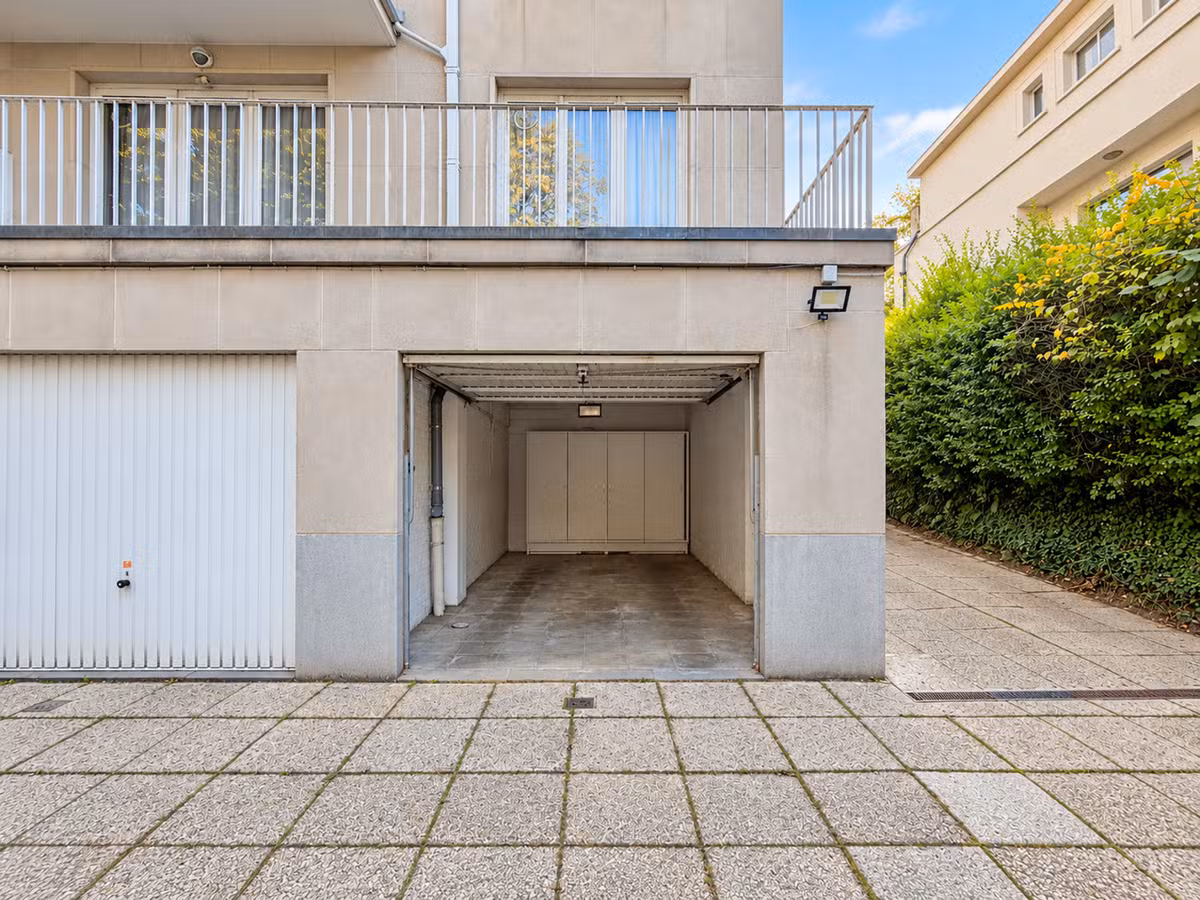 Gerenoveerde penthuis met 2 slaapkamers en terras - 2