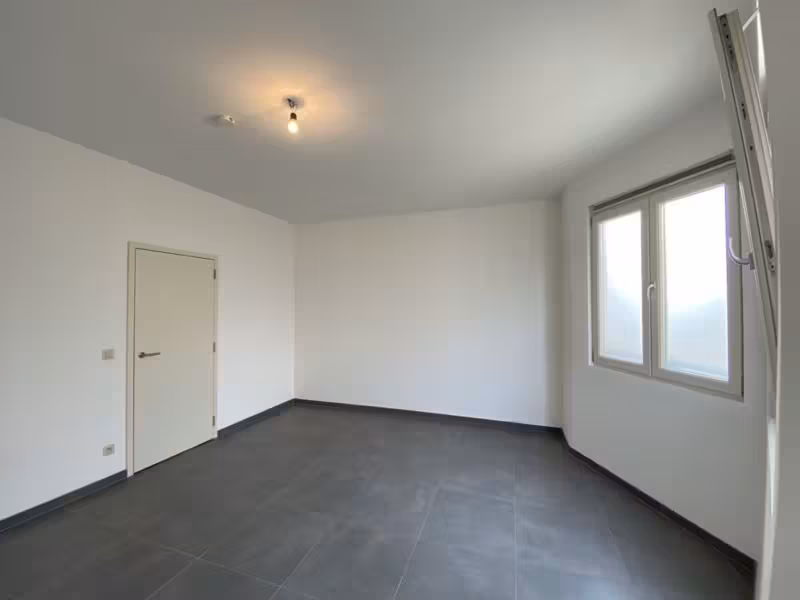 Recent gerenoveerd appartement in 2020 Antwerpen - 8